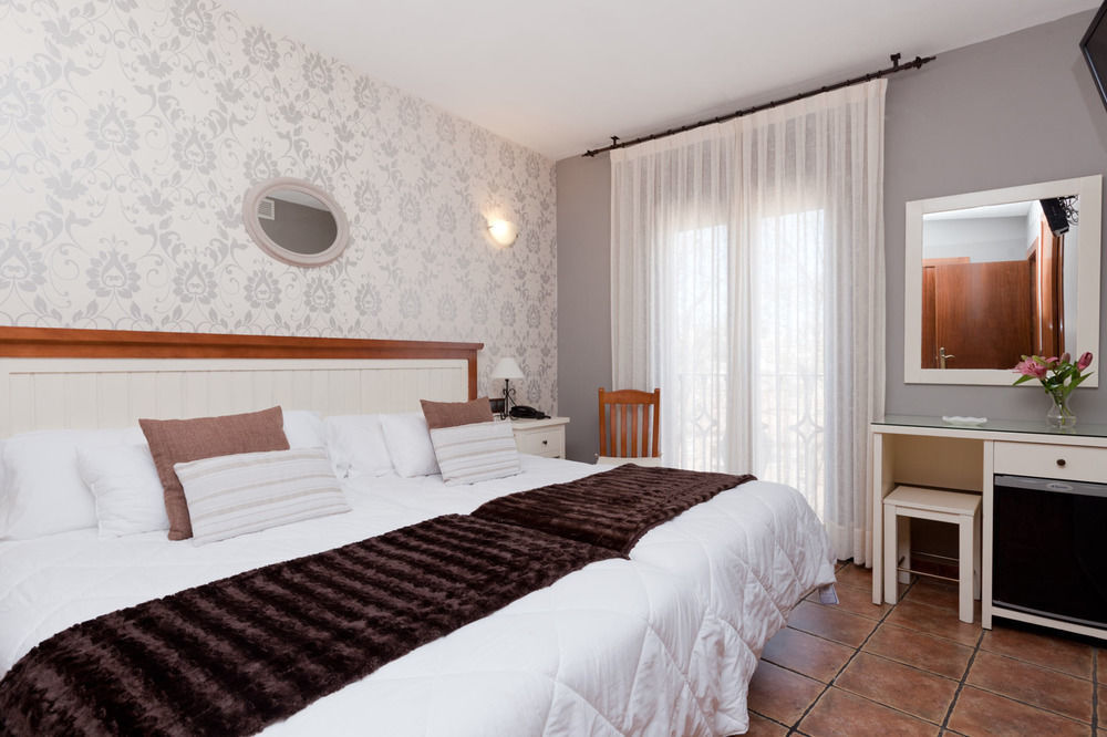 Hotel Medina De Toledo Zewnętrze zdjęcie
